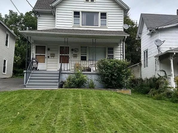 97 W Bridge St, Saugerties, NY 12477