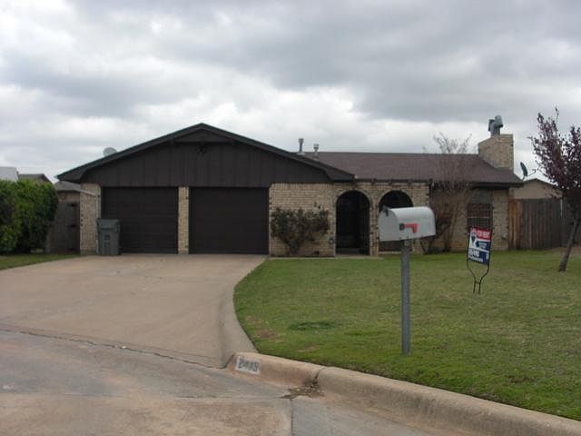 1st image of 2413 NW Norman Cir