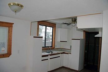 2nd image of 14 Withey St SW