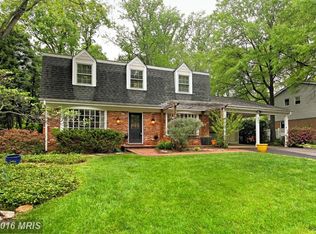 407 Onondio Cir SE, Vienna, VA 22180