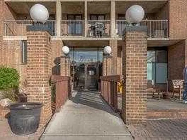 4944 Dalton Dr NW #711, Calgary, AB T3A 2E6