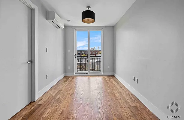 Rented by ERNY LLC | media 29