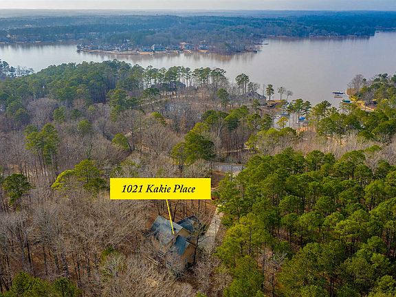 3rd image of 1021 Kakie Pl