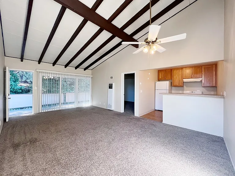 328/340 Rheem apartments — Photo 13