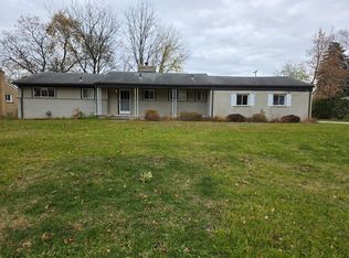 28014 Green Willow St, Farmington Hills, MI 48331