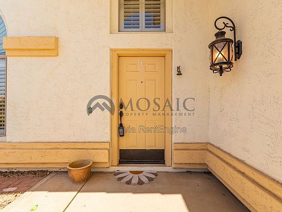 4th image of 1935 W Mockingbird Dr
