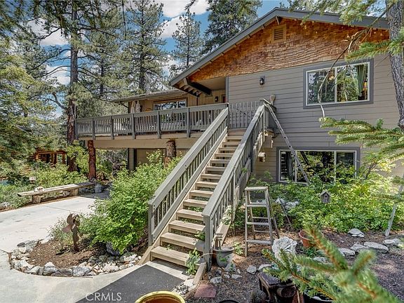 4th image of 1900 Teton Way