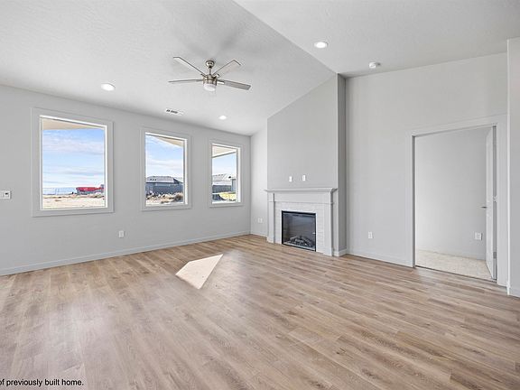 2nd image of 2905 Cross Ct
