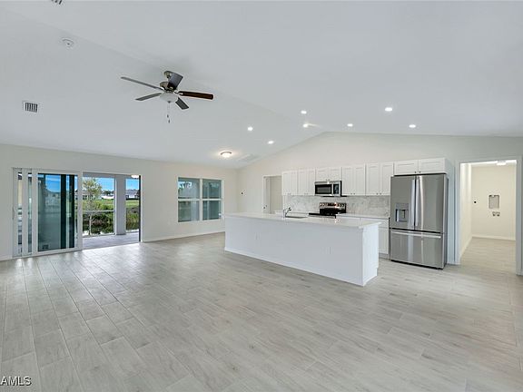 3rd image of 1629 NE 33rd Terrace Cpe