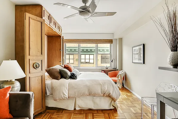 Sold by Compass | media 2
