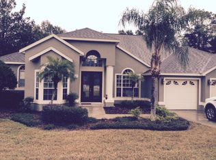 647 Majestic Oak Dr, Apopka, FL 32712