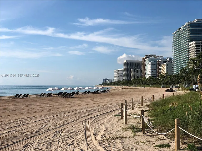 10275 Collins Ave #901 — Photo 23