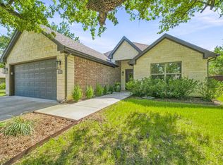 5004 Moss Rock Trl, Granbury, TX 76048