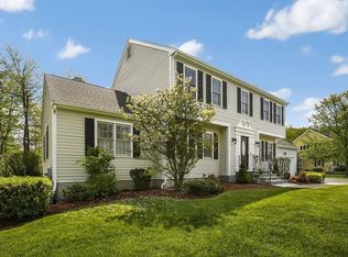 11 Rockwell Dr, Shrewsbury, MA 01545