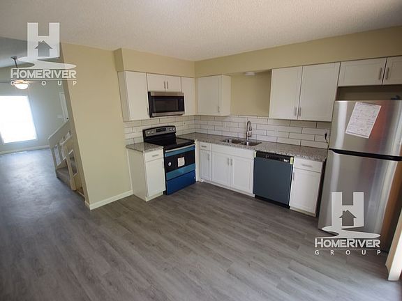 3rd image of 8466 Lane Dr #0
