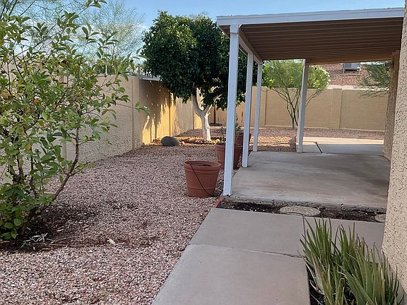 3rd image of 1706 E Juanita Ave