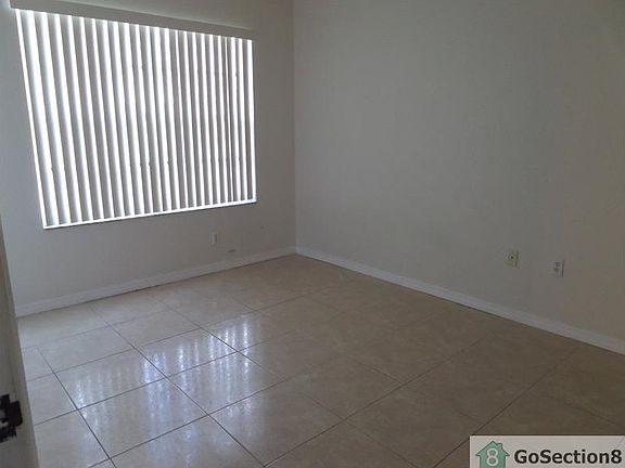 4th image of 2506 Belmont Ln