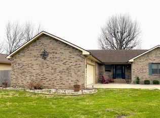 105 W Lincoln St, Frontenac, KS 66763