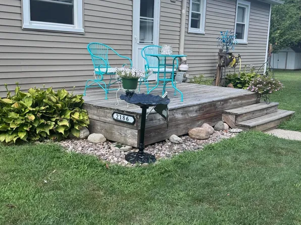 2186 Auburn Ave, Holt, MI 48842