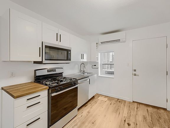 5th image of 3549 N Williams St