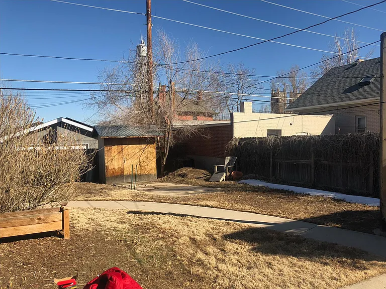 2414 N Vine St — Photo 20