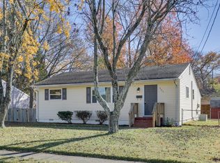 305 Joynes Rd, Hampton, VA 23666