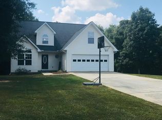 361 Staton Rd, Cleveland, GA 30528