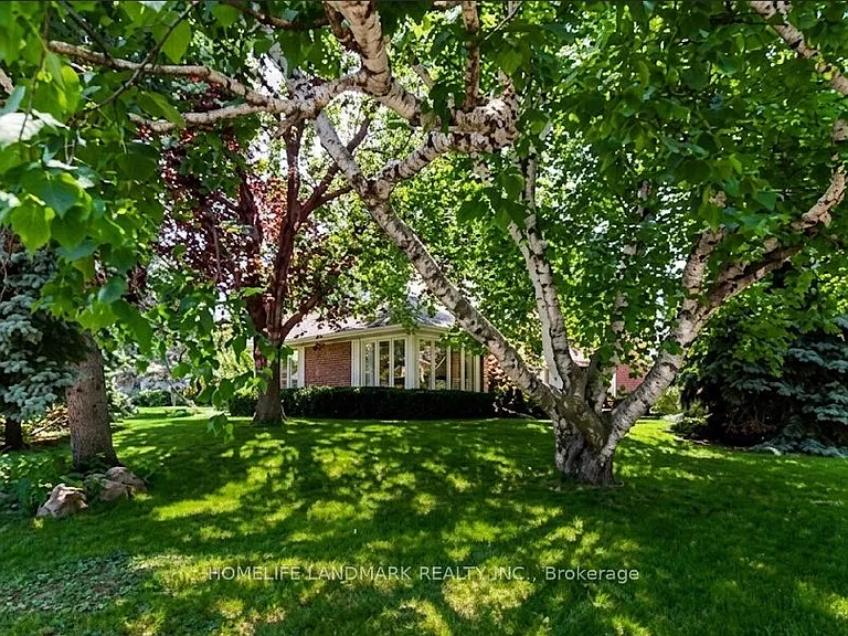 79 Anglesey Blvd — Photo 1