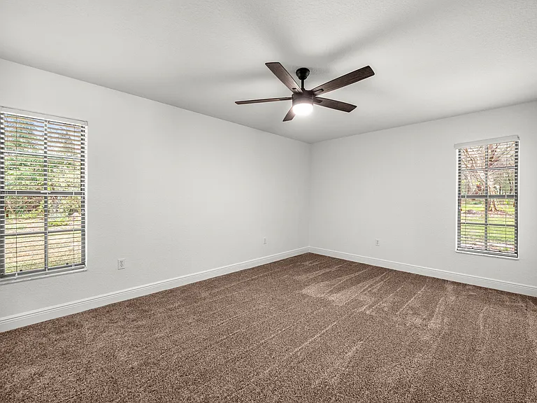 375 N Highview Ave — Photo 16
