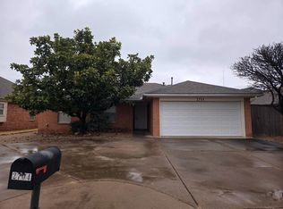 2704 85th St, Lubbock, TX 79423