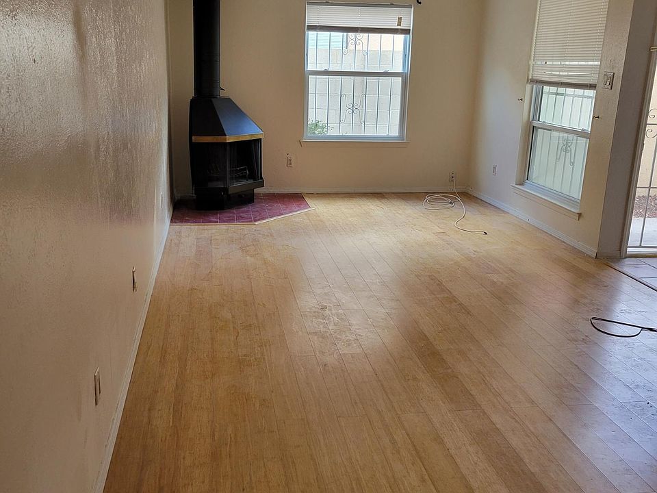 1st image of 2801 Palo Verde Dr NE #B