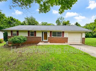 2214 Highland Rd, Maryville, TN 37801