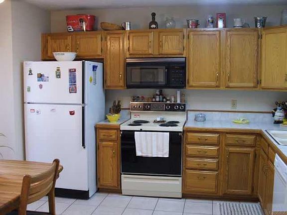 2nd image of 7895 E Corday Ct