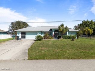 105 SW 12th Ter, Cape Coral, FL 33991