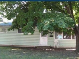 2516 Hazelwood Ave, Fort Wayne, IN 46805