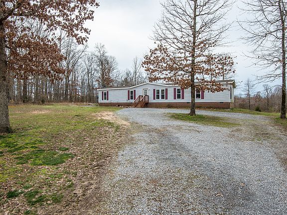 3rd image of 9797 Pinewood Lake Dr