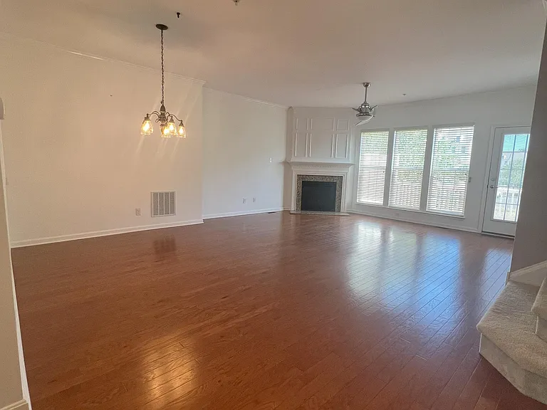 124 Wilder Way #1 — Photo 3