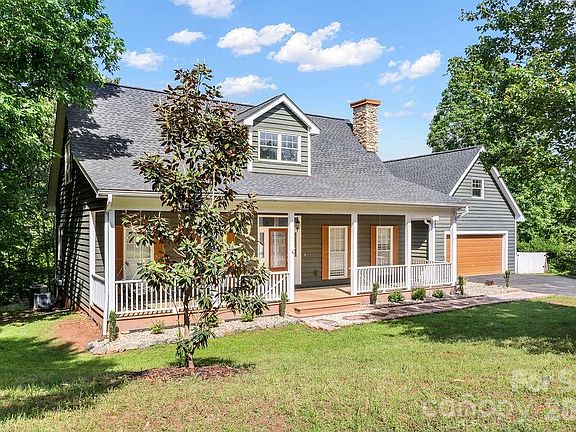 2nd image of 46 Indian Summer Ln