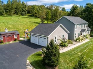 12 Cooksboro Rd, Troy, NY 12182