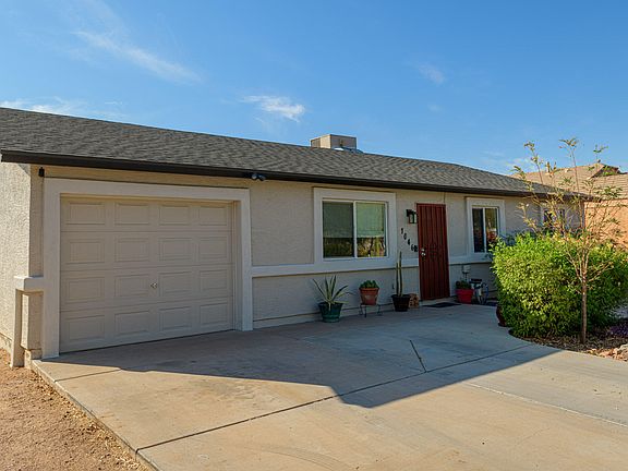 2nd image of 1046 S Ironwood Dr
