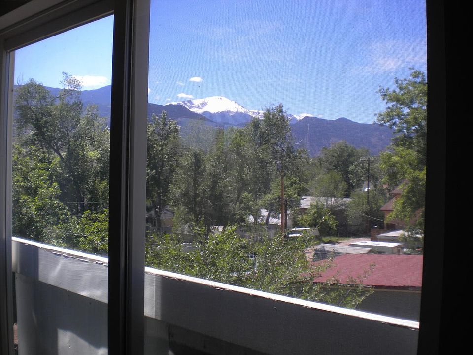 view of Pikes Peak