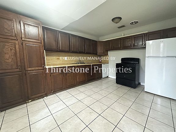 5th image of 7023 Linda Dr