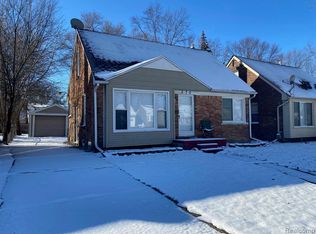570 Arlington St, Inkster, MI 48141