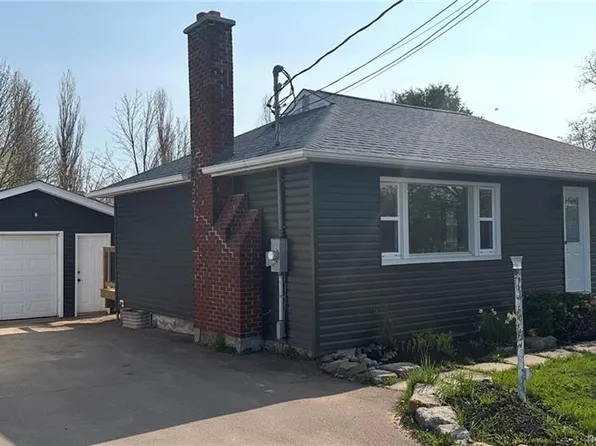 13 Gurney Dr, Moncton, NB E1A 3G7