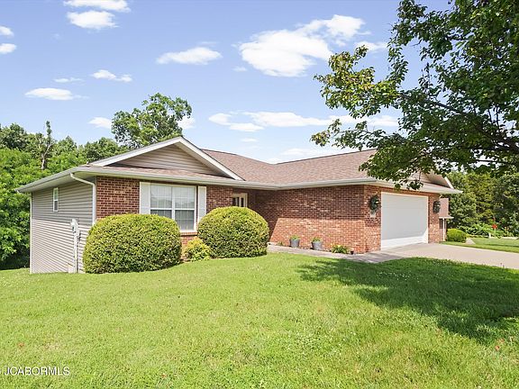 5th image of 4008 Southampton Dr