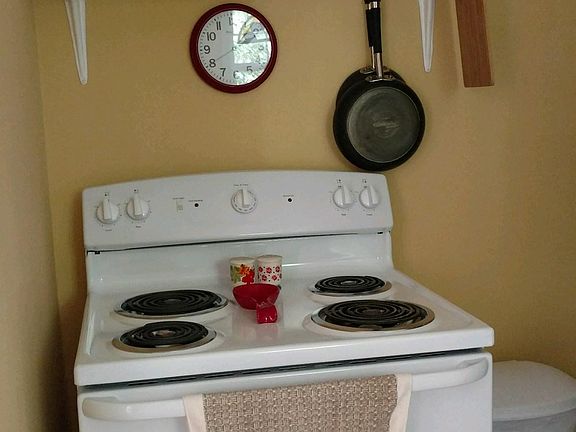 5th image of 304 N Bellemeade Ave