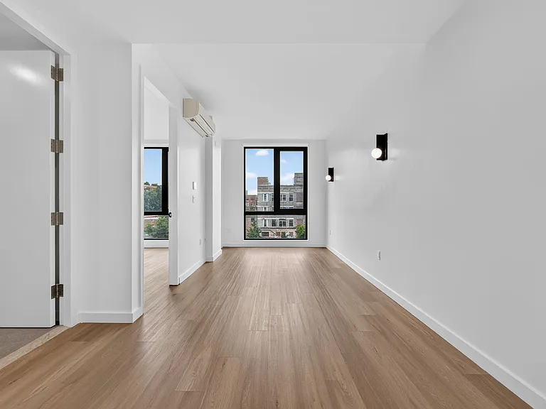 1010 Pacific St #512 — Photo 4