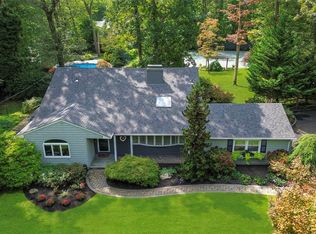 25 Surry Hill Place, Huntington, NY 11743