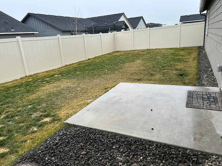 1118 Sequoia Rd — Photo 11