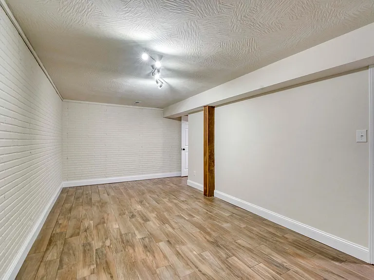 432 E Grayrock Dr — Photo 48
